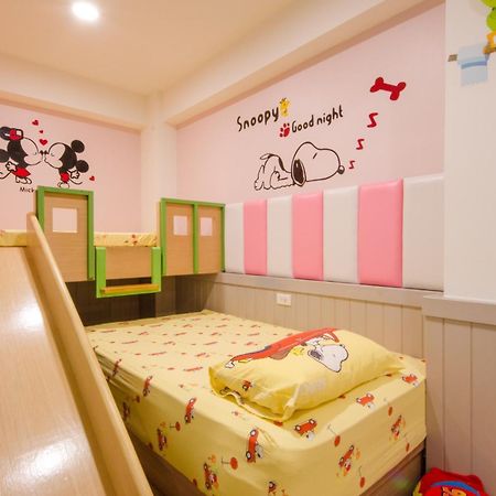 宜人生活溜滑梯親子民宿 Easylife B&B Дуншань Екстер'єр фото