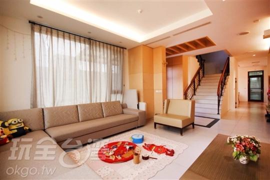 宜人生活溜滑梯親子民宿 Easylife B&B Дуншань Екстер'єр фото